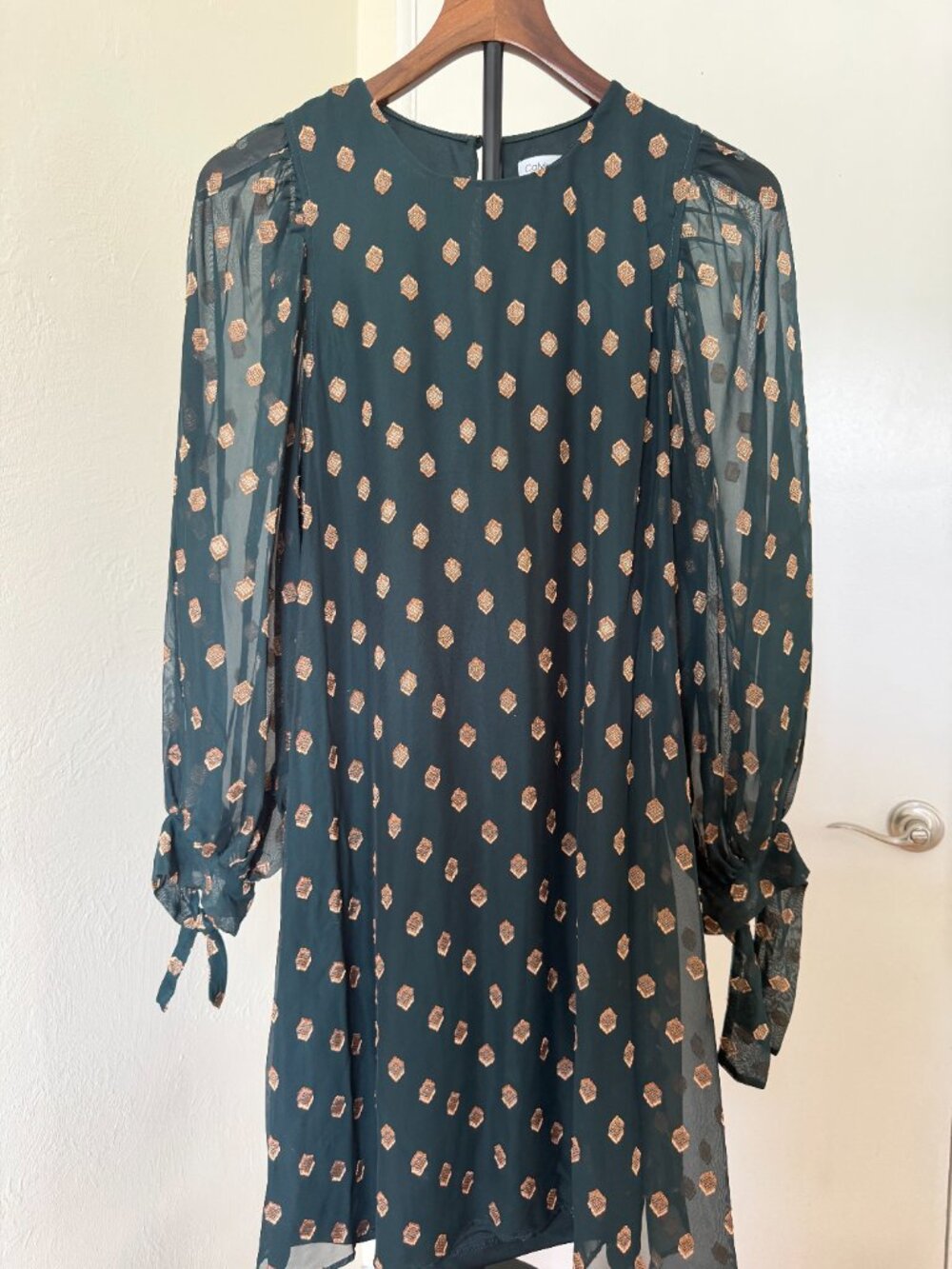 Calvin Klein Green & Gold Jacquard Puff Sleeve Chiffon Dress - Size 8